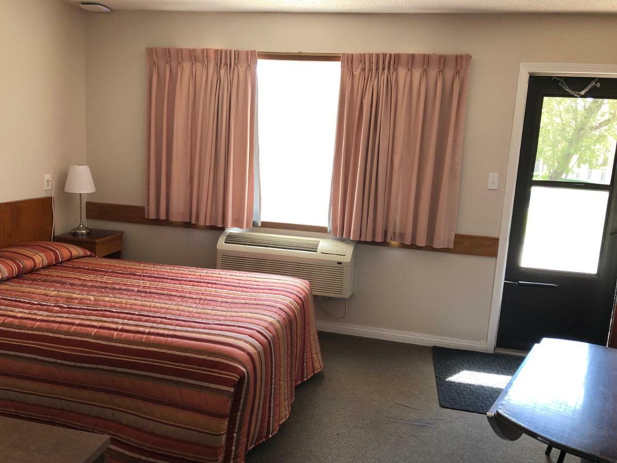 Yellow Quill Motel Portage la Prairie Luaran gambar